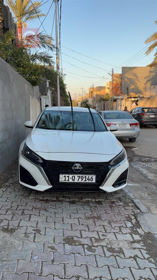 نيسان   للبيع في العراق